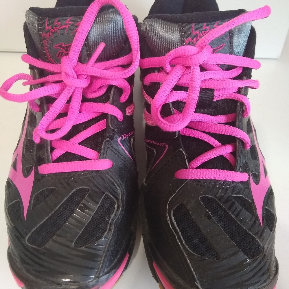 Mizuno Wave Lightning RX3 volleyball shoes